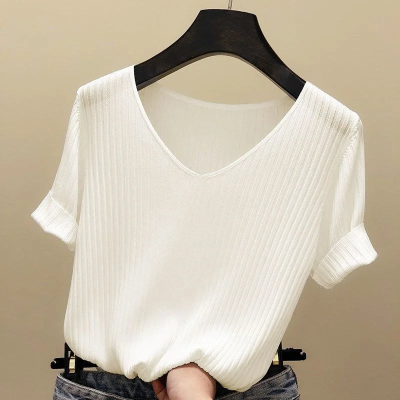 2025 New Summer V-neck Knitted Sweater Women's Short Sleeves Jumpers Pullovers Casual Slim Fit Knitwear Bottoming Shirt