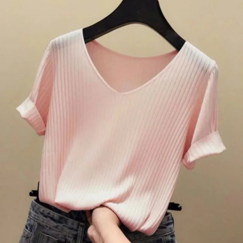 2025 New Summer V-neck Knitted Sweater Women's Short Sleeves Jumpers Pullovers Casual Slim Fit Knitwear Bottoming Shirt