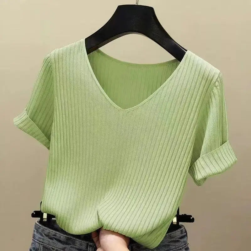 2025 New Summer V-neck Knitted Sweater Women's Short Sleeves Jumpers Pullovers Casual Slim Fit Knitwear Bottoming Shirt